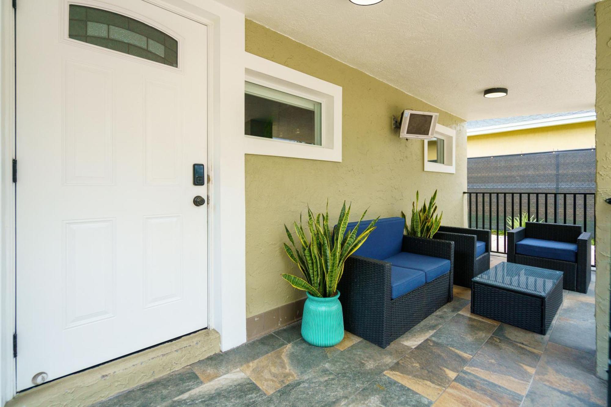 Appartamento Renovated 2 Bd W/ Private Parking, Gallery & W/d *